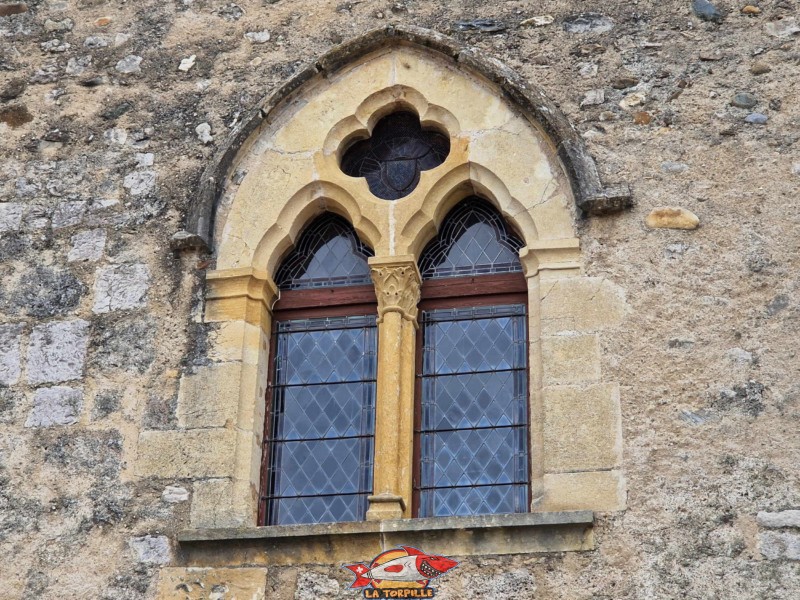fenêtre, façade, côté ouest, pied du château. Château de Grandson, Région Jura-Nord vaudois, Vaud, Suisse