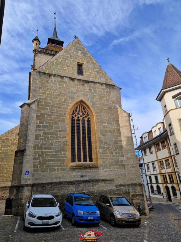 Côté Nord-Est. Collégiale Saint-Laurent d'Estavayer-le-Lac, église catholique, broye, canton de Fribourg.