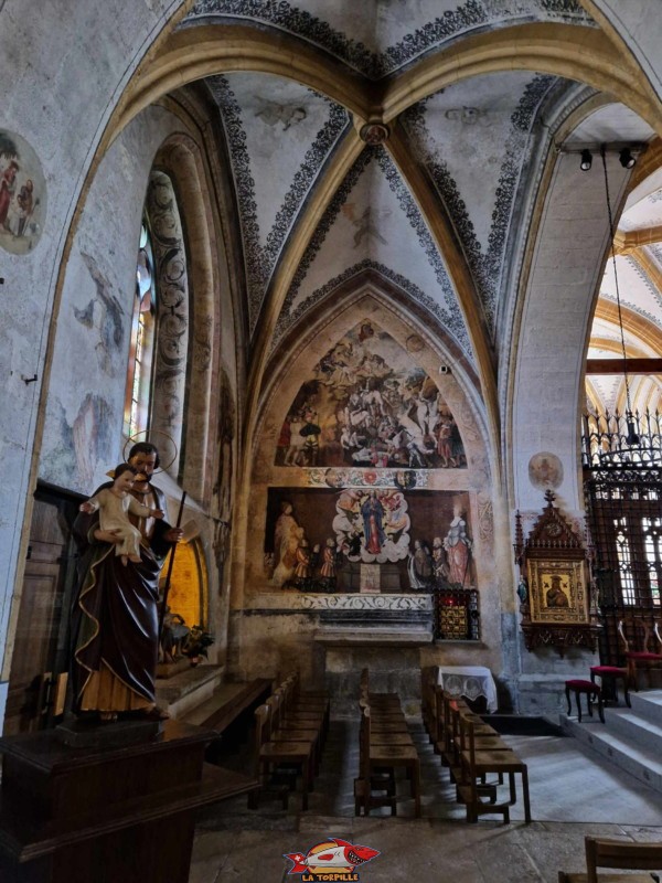 Transept gauche. Collégiale Saint-Laurent d'Estavayer-le-Lac, église catholique, broye, canton de Fribourg.