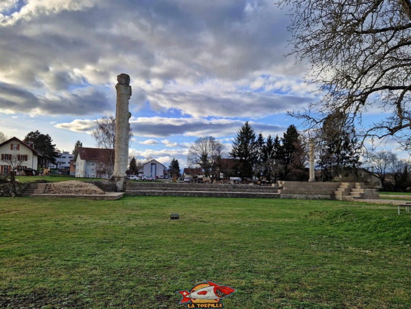 Ruines, sanctuaire du Cigognier. Ruines Romaines d'Avenches, canton de Vaud.