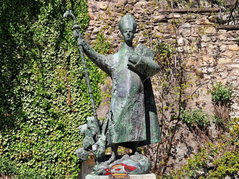 St-Théodule est le premier évêque du Valais au 4e siècle ap. J.-C.  Il est aujourd'hui le patron du canton et du diocèse du Valais. Château de la Majorie, Sion, Valais.