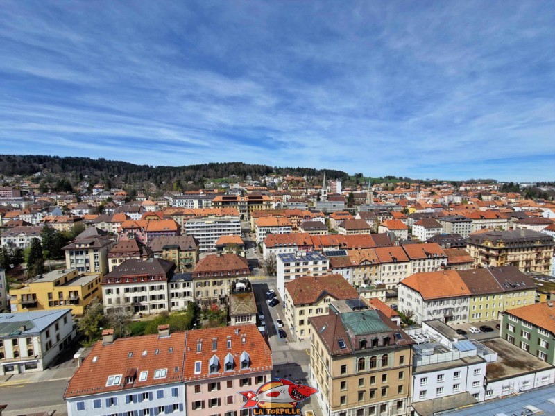  Terrasse panoramique, zone est. Vue direction nord. Tour Espacité, La Chaux-de-Fonds, Canton de Neuchâtel.
