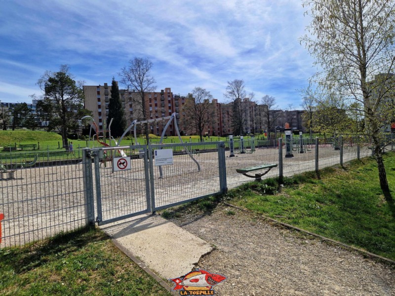 Le fitness urbain de la Chaux-de-Fonds. Urbafit. Outdoor fitness