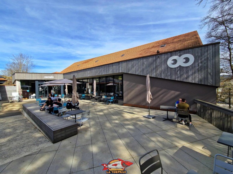 musée d'histoire naturelle, cafétéria, extérieur. Muzoo, Bois du Petit-Château, La Chaux-de-Fonds