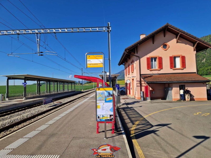 La gare de Vuiteboeuf. Elle est gérée par la société Travys.