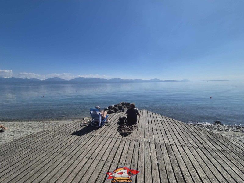 Plage centre, bains des dames, st-prex, canton de Vad, lac Léman.