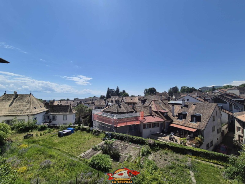 Parvis, château d'Aubonne