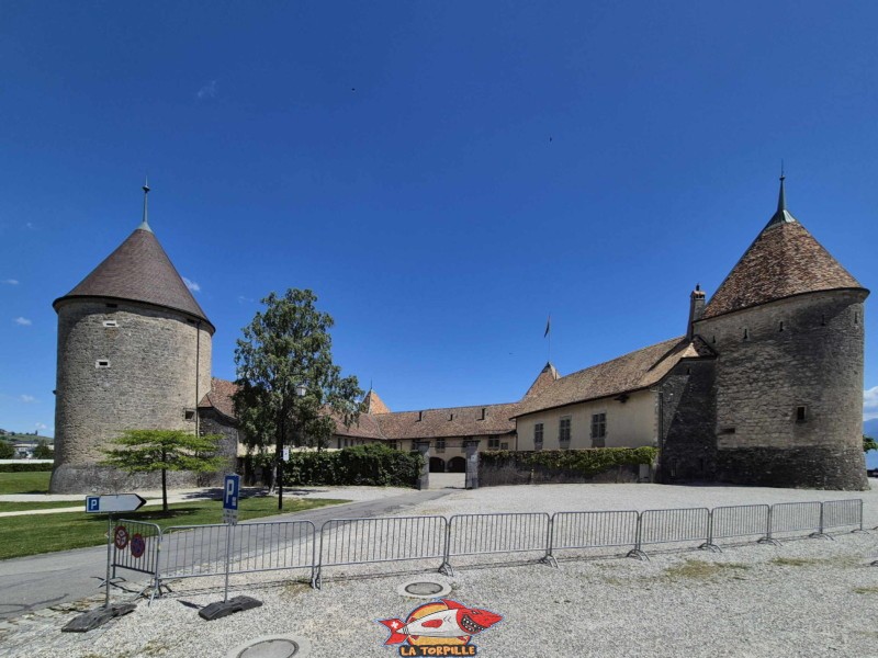 Côté Ouest, château de Rolle, Canton de Vaud.