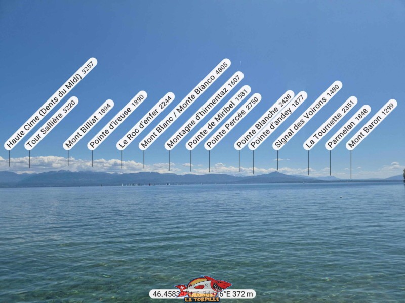 La vue direction Sud-Sud-Est depuis le château de Rolle. Le Mont-Blanc. La vue direction Sud-Sud-Est depuis le château de Rolle. Le Mont-Blanc.