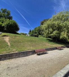 🏖️ Plage de la Falaise – Gland