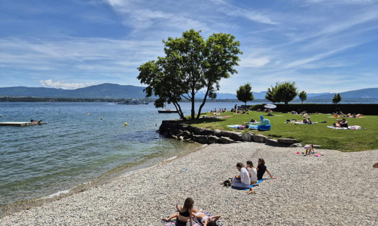 🏖️ Plage des Rocailles – Coppet