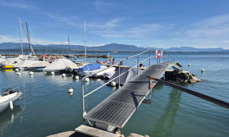 🏖️ Plage de Crans