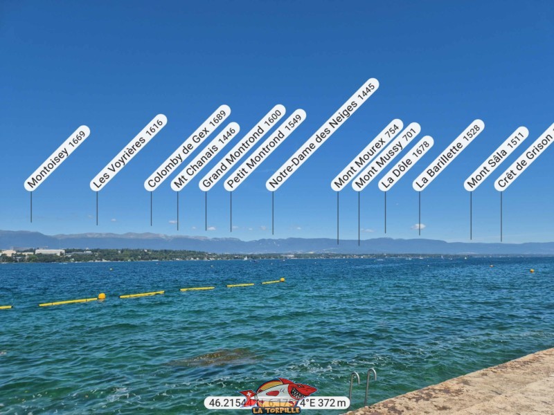 Le panorama, direction nord-ouest, depuis le quai de Cologny vers la chaine du Jura. Notre-Dame des Neiges, La Dôle, Grand Montrond. Le panorama, direction nord-ouest, depuis le quai de Cologny vers la chaine du Jura. Notre-Dame des Neiges, La Dôle, Grand Montrond.