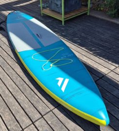 🌊 Tropical Corner – Cologny