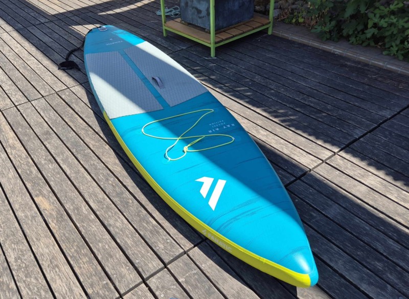 Paddle. Tropical Corner, Cologny, rive gauche rade de Genève.