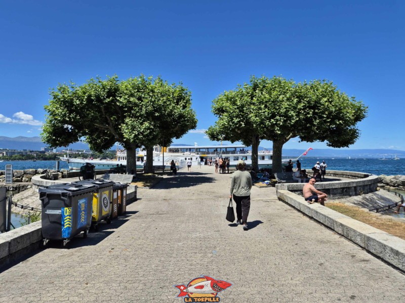 photos de la jetée depuis la quai Gustave-Ador jusqu'au débarcadère CGN des Eaux-Vives.