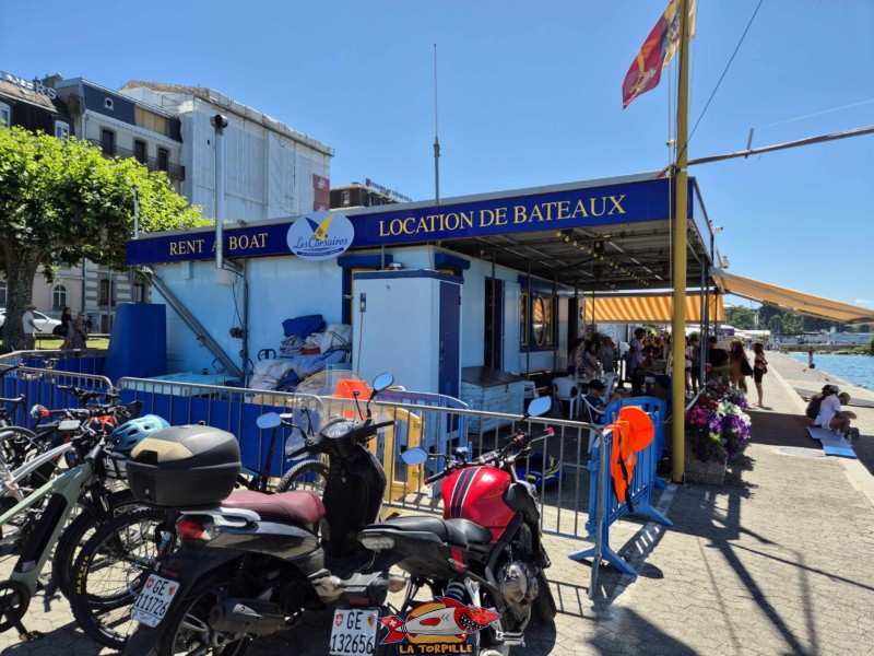 Les corsaires, location de pédalos, bateaux à voile et à moteur