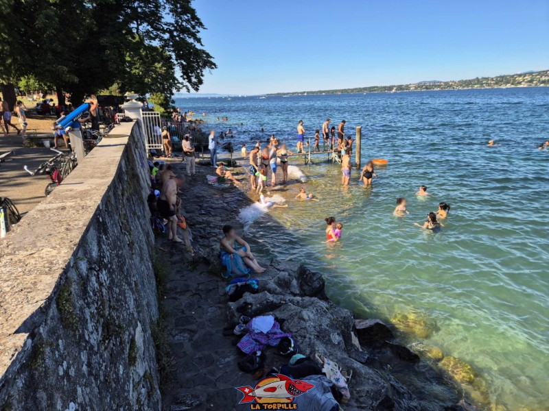 partie nord de la plage de Perle du Lac.