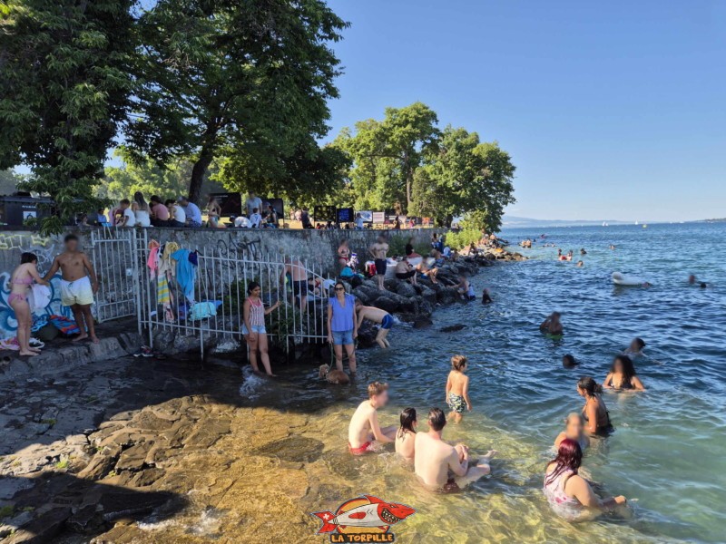 partie nord de la plage de Perle du Lac.