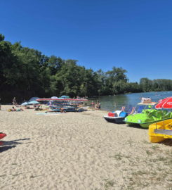🌊🏖️ Base Nautique et Plage Les Vikings – Yvonand