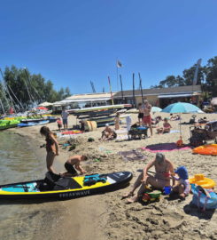🌊🏖️ Base Nautique et Plage Les Vikings – Yvonand