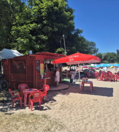 🏖️ Plage des Pins – Yvonand