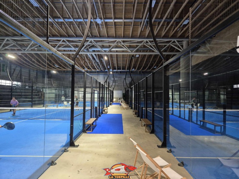 terrains de padel. Padel Parc Fribourg, Granges-Paccot.