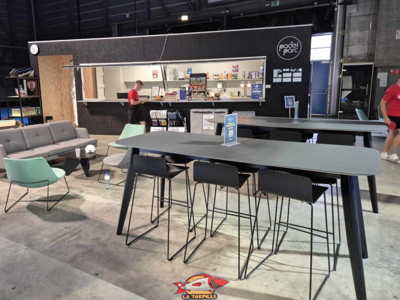 Buvette. Padel Parc Fribourg, Granges-Paccot.