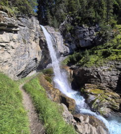 💧 Cascade du Pichiour – Crans-Montana