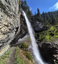 💧 Cascade du Pichiour – Crans-Montana