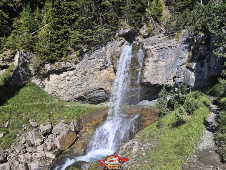 20250807 104811 cascade pichiour crans montana