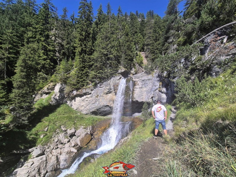 Rive gauche. Cascade du Pichiour, chute de la Raspille, Crans-Montana.