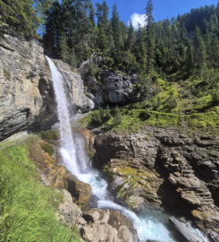 💧 Cascade du Pichiour – Crans-Montana