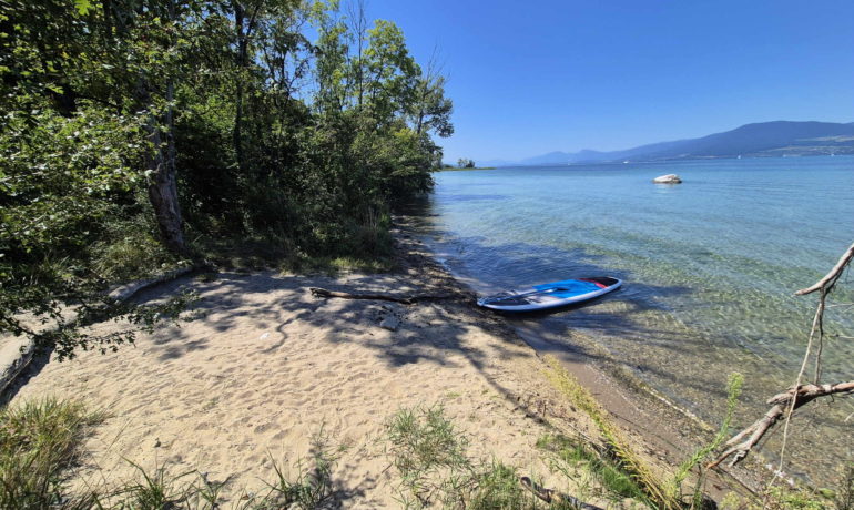 🏖️ Plage de la Corbière – Estavayer