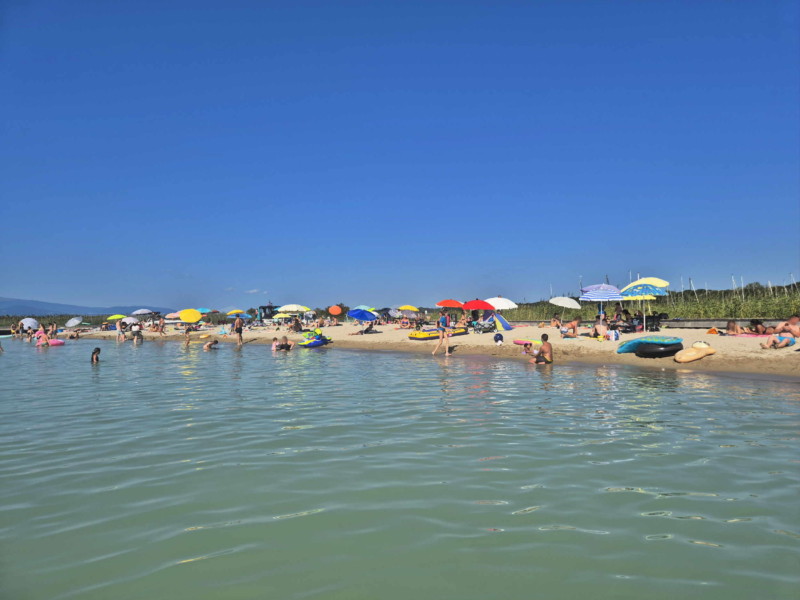 Depuis lac. Plage de Gletterens, Broye fribourgeoise, lac de Neuchâtel.