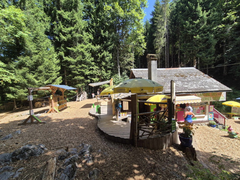 Réception. Accrobranche, Organic Adventure Park. Champéry, Val d'Illiez, Bas-Valais.