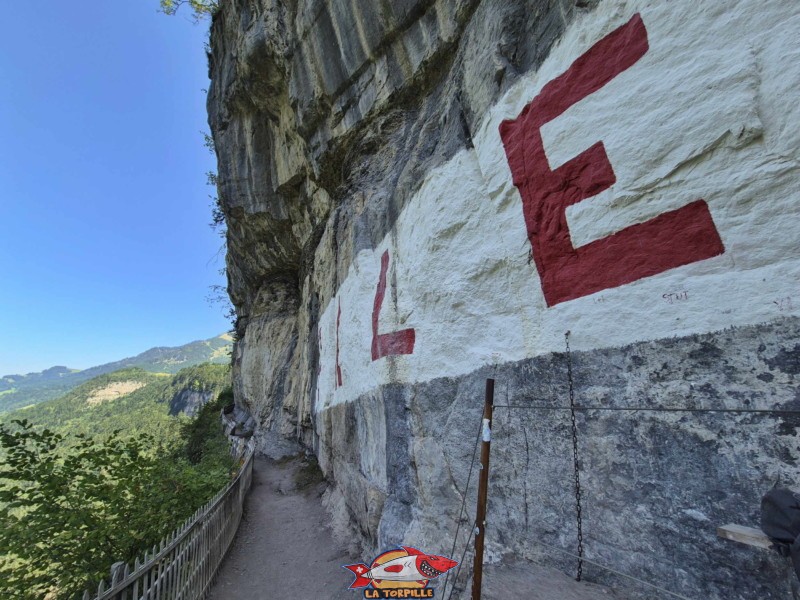Logo Galerie. Balade par la Galerie Défago, Champéry, Val d'Illiez.