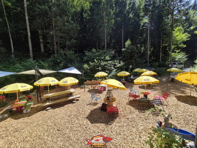 Buvette. Accrobranche, Organic Adventure Park. Champéry, Val d'Illiez, Bas-Valais.