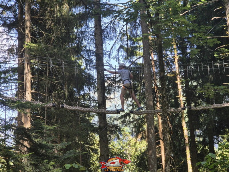 Ateliers. Accrobranche, Organic Adventure Park. Champéry, Val d'Illiez, Bas-Valais.