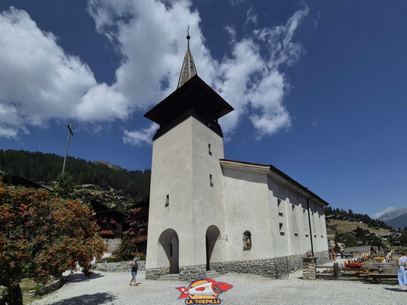Église paroissiale. Village de Grimentz, val d'Anniviers, Valais central.