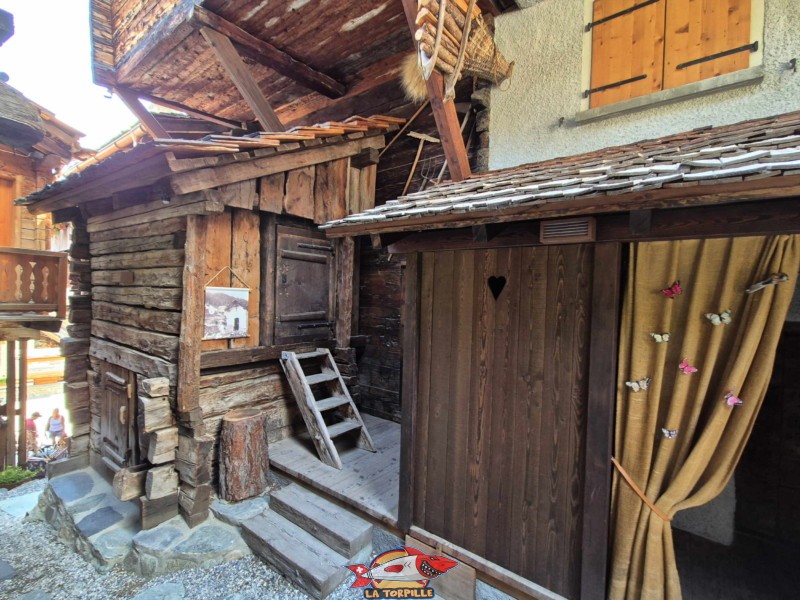 Maison de Grand-Maman. Village de Grimentz, val d'Anniviers, Valais central.