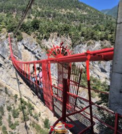 🌉⛰️ Pont Suspendu de Niouc