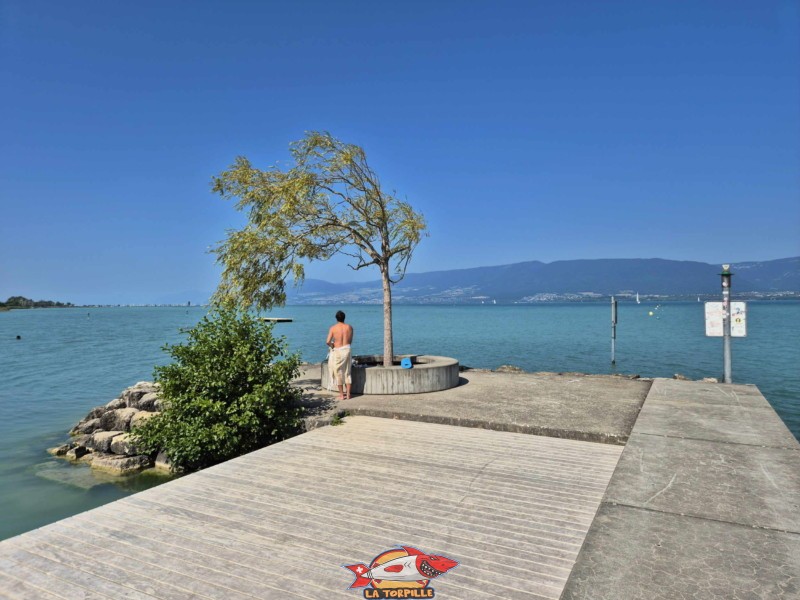 Extrémité digue. Plage de Gletterens, Broye fribourgeoise, lac de Neuchâtel.