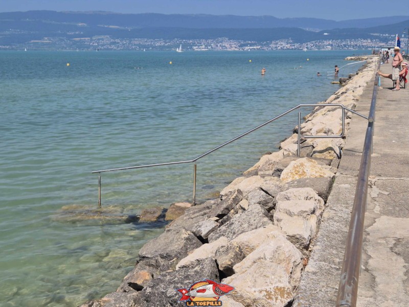 Enrochements & Digue, direction débarcadère