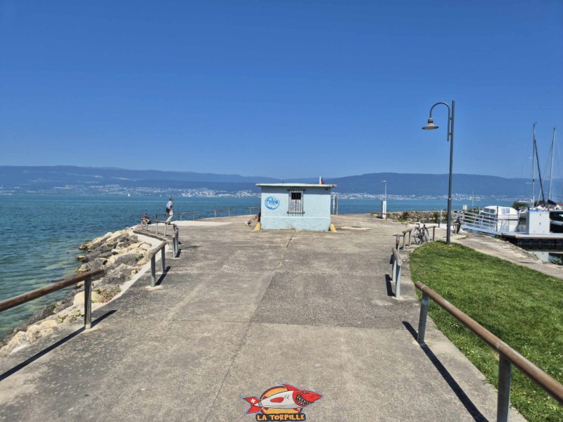 Enrochements & Digue, direction débarcadère