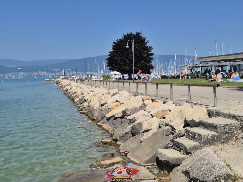 Enrochements & Digue, direction débarcadère