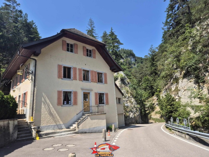 L'arrivée au sommet des gorges, au lieu-dit "Le Pichoux" à proximité de Sornetan.