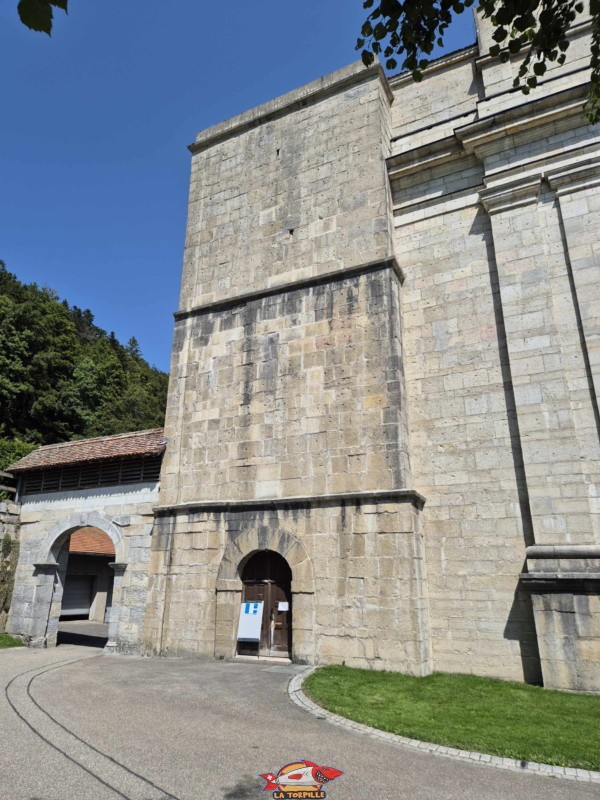 Tour Nord. Abbatiale. L'abbaye de Bellelay, Commune de Saicourt, Jura bernois.