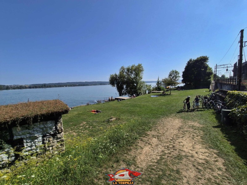 Les photos depuis le côté nord de la zone de baignade de Funtelen.
