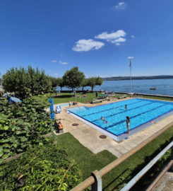 🏊🏖️ Plage et Piscine Extérieure de Douanne
